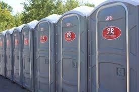 Best Deluxe Portable Toilet Rental  in Meadow Oaks, FL